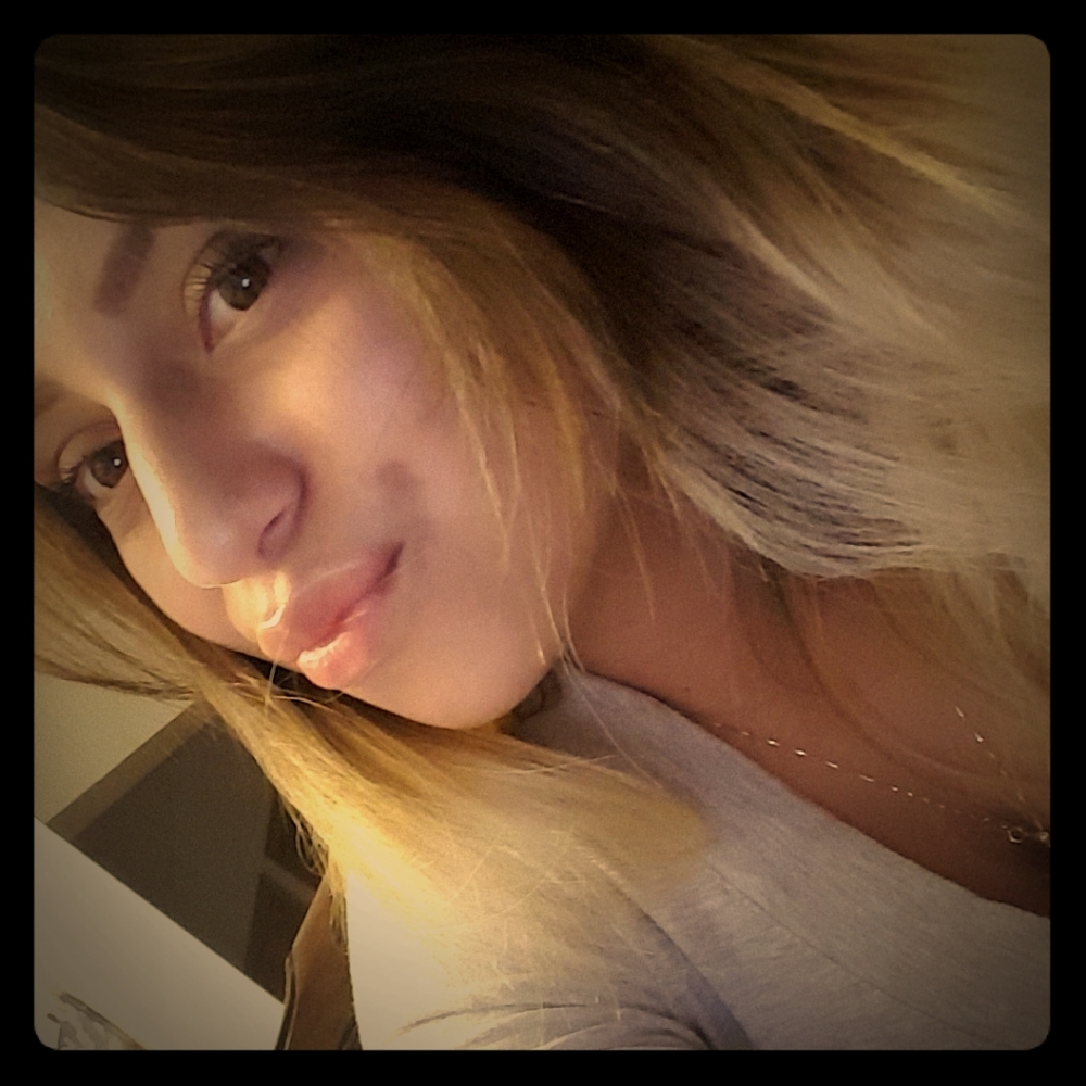 Meet your Posher, Leena